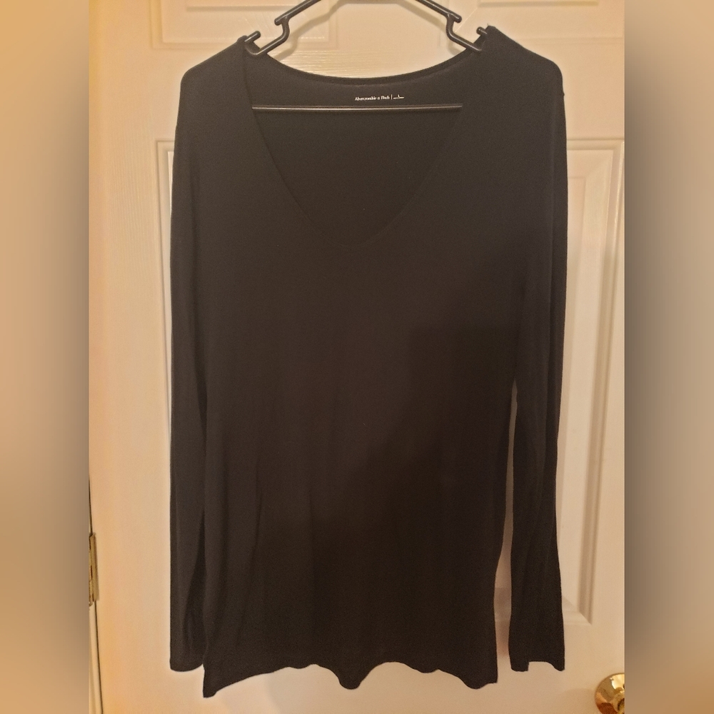 Abercrombie & Fitch. Long Sleeve. Size Large.